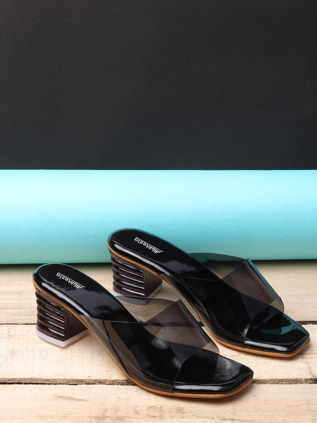 

Alishtezia Black Block Sandals