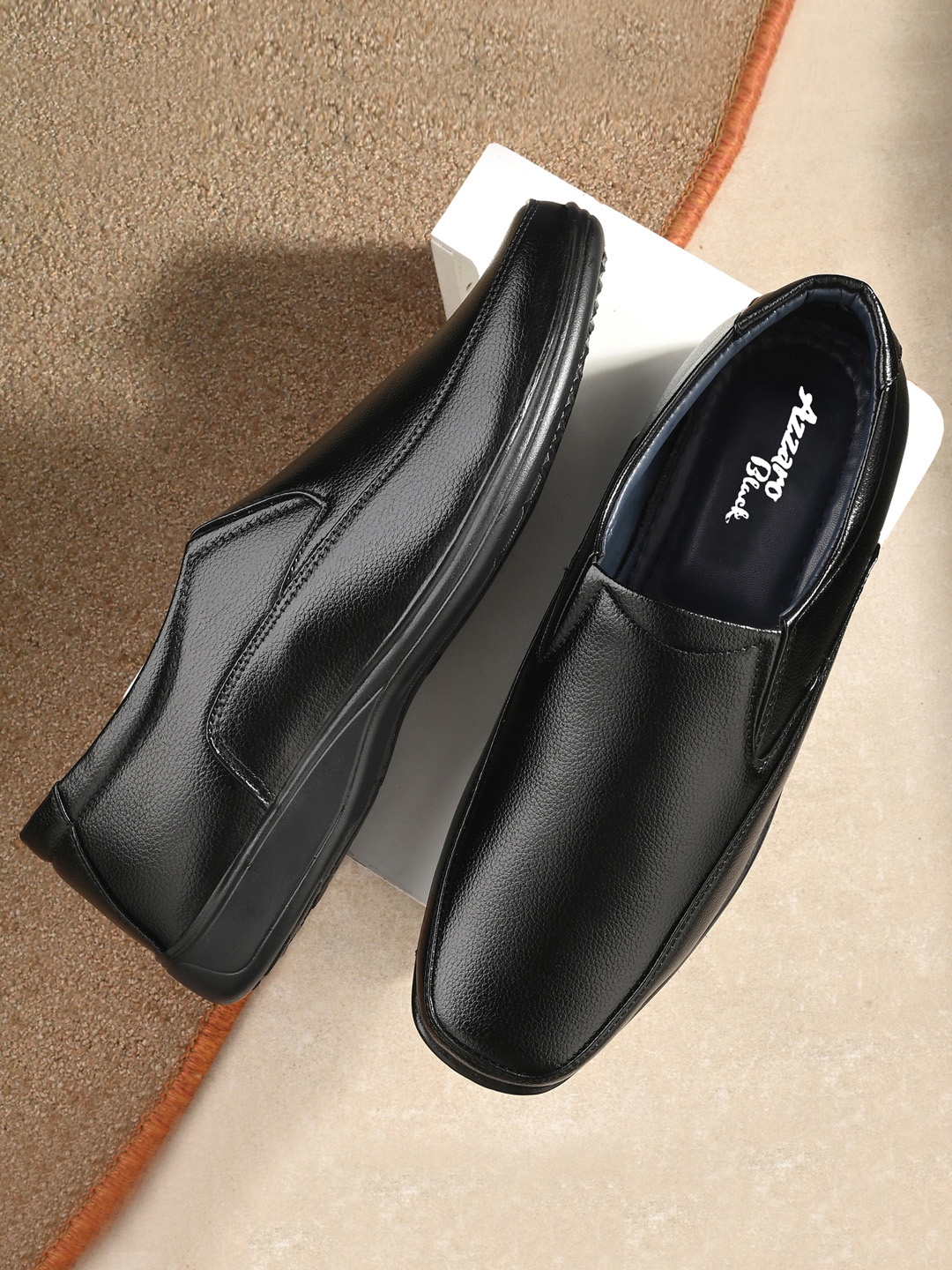 

Azzaro Black Men Black Solid Formal Slip On Shoes