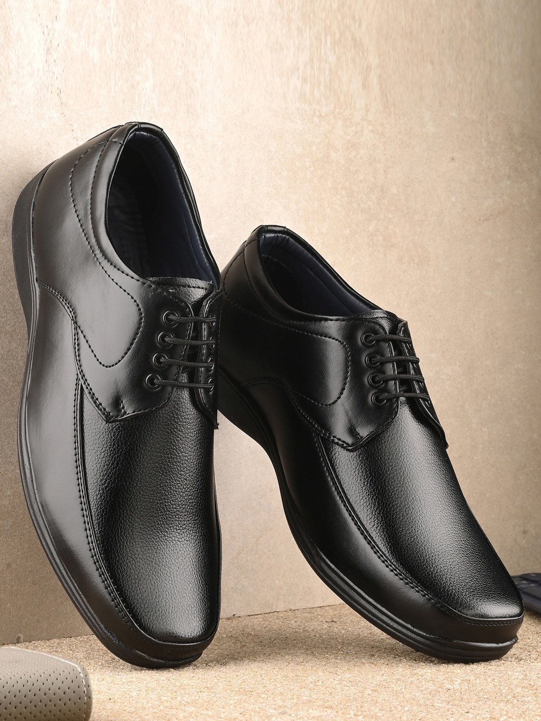 

Azzaro Black Men Black Solid Formal Derbys