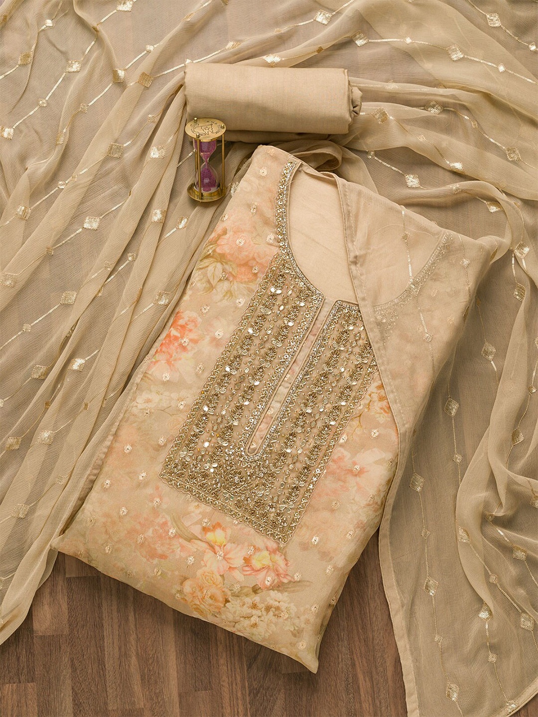 

Koskii Gold-Toned & Red Embroidered Unstitched Dress Material