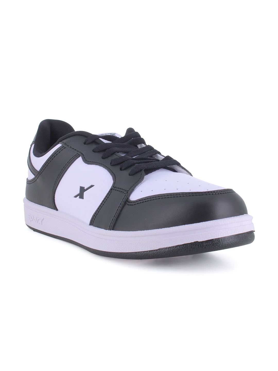 

Sparx Men Black Colourblocked Sneakers