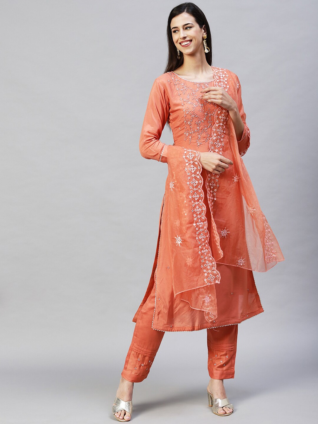 

FASHOR Women Coral Ethnic Motifs Embroidered Sequinned Chanderi Silk Kurta with Palazzos & With Dupatta