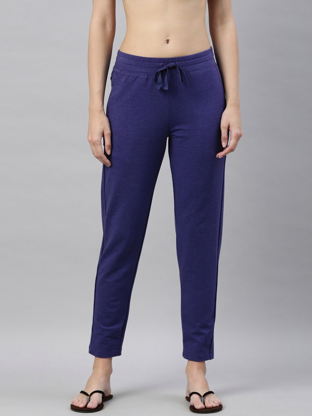 

Enamor Women Blue Solid Cotton Slim-Fit Lounge Pants