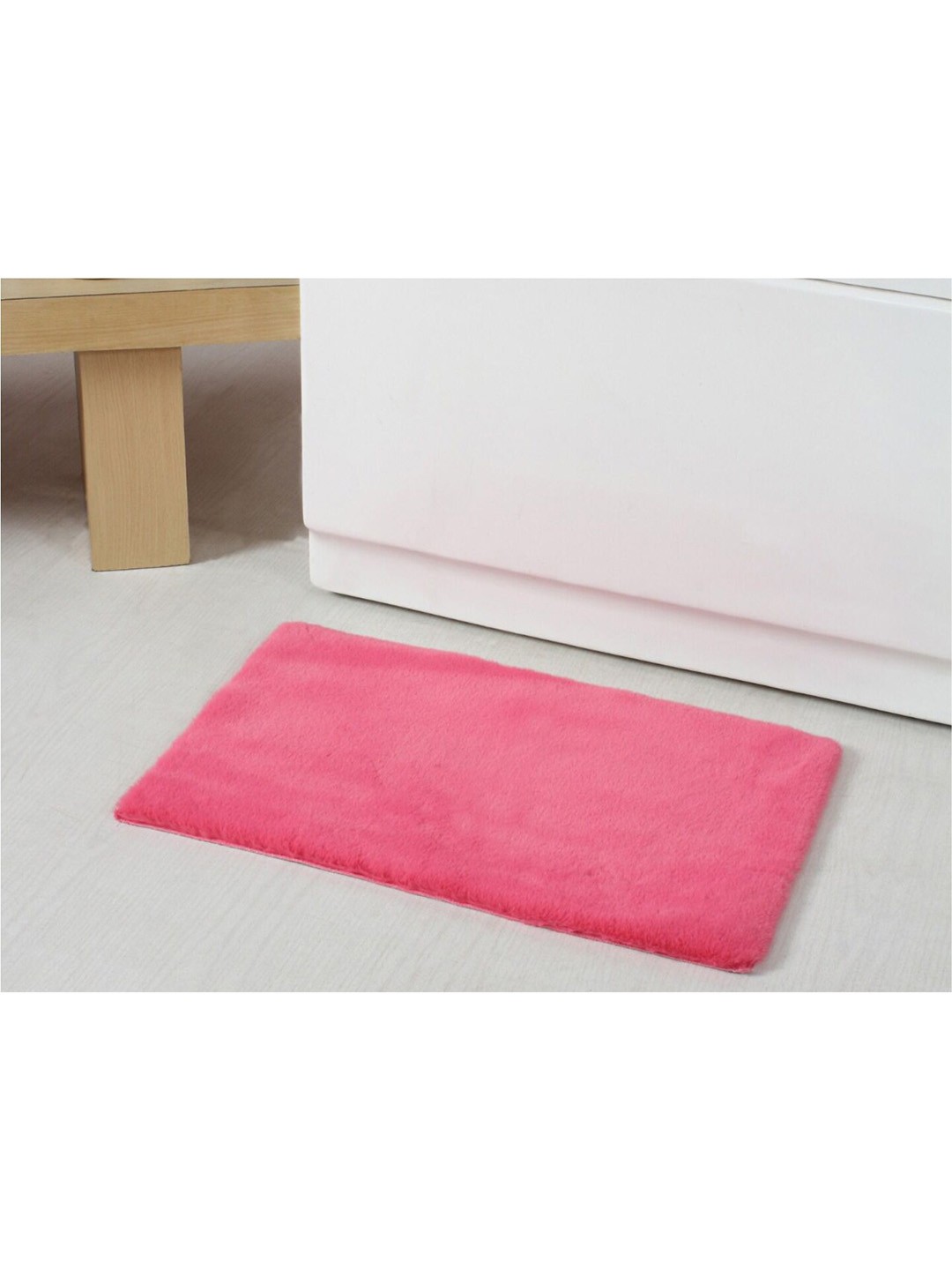 

URBAN SPACE Pink Solid 2000 GSM Bath Rugs