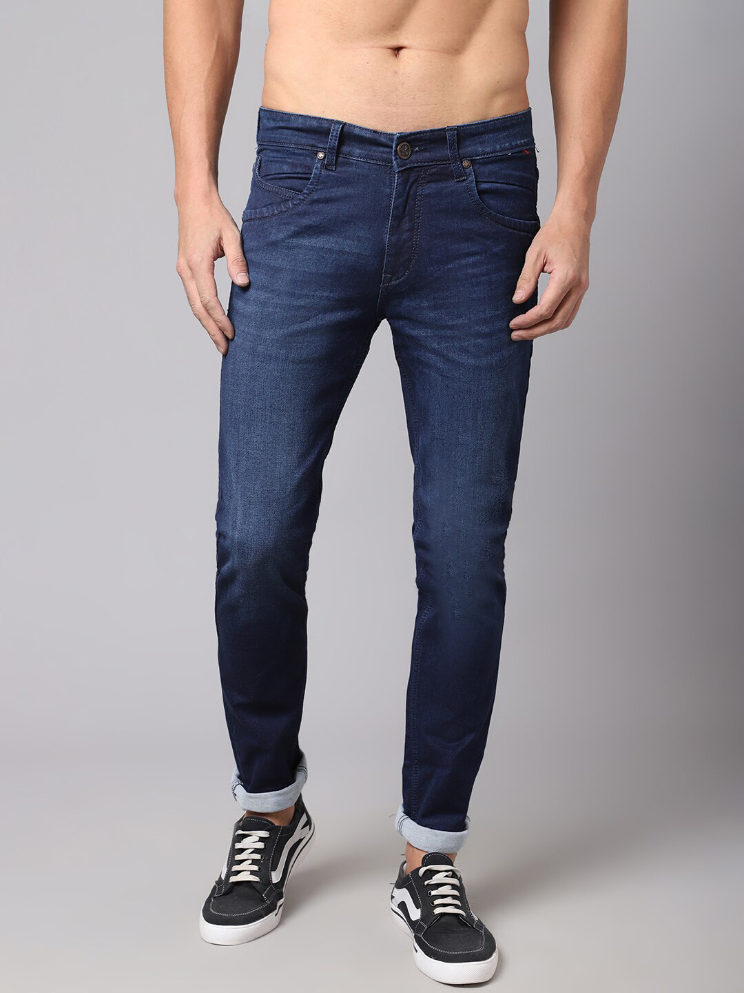 

Cantabil Men Blue Light Fade Regular Fit Jeans