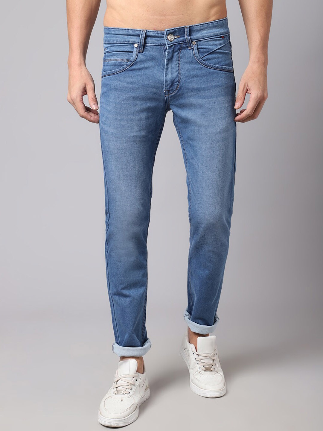 

Cantabil Men Blue Clean Look Light Fade Regular Fit Jeans