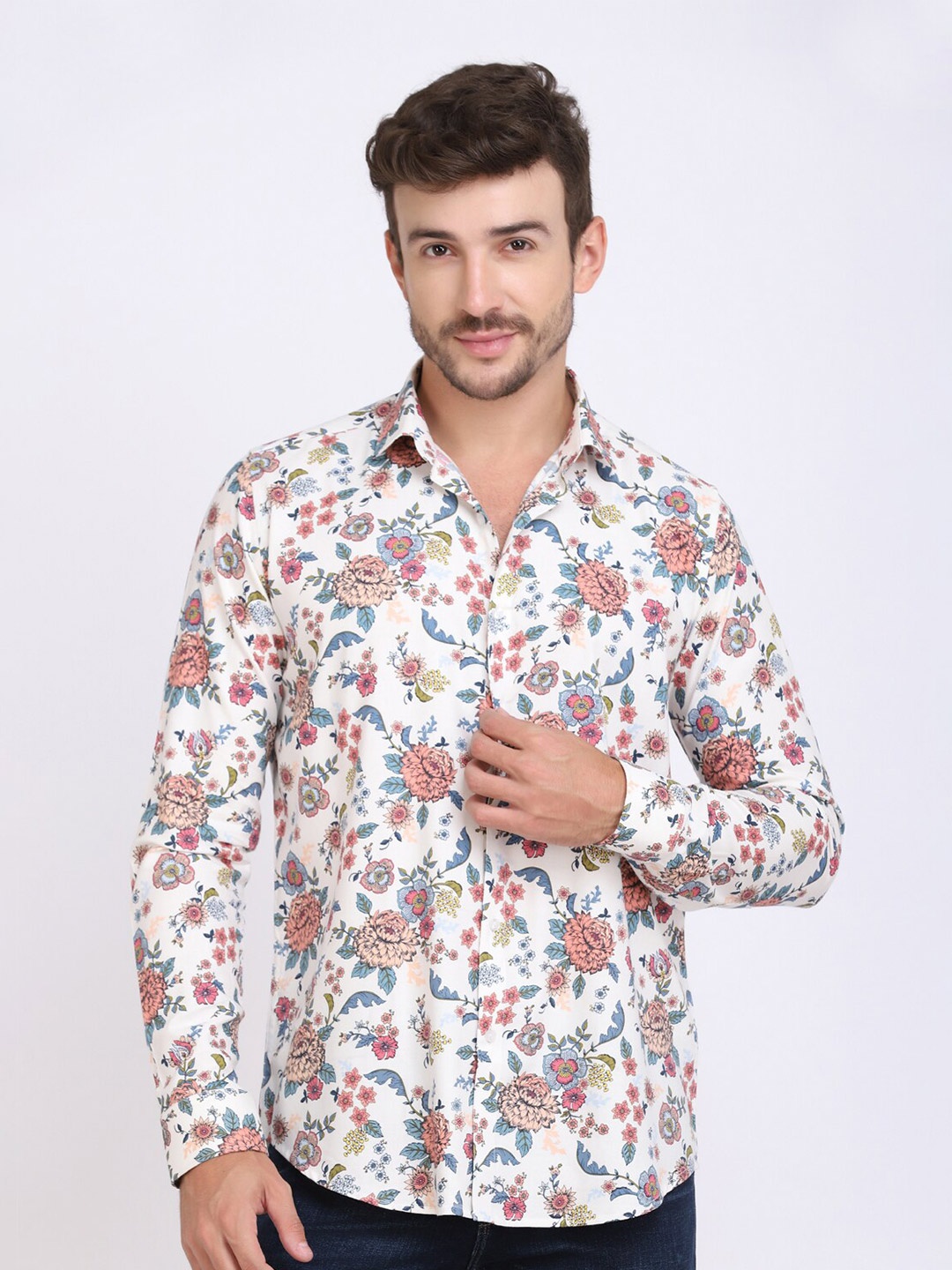 

JJAAGG T Men Cream-Coloured Classic Floral Printed Casual Shirt