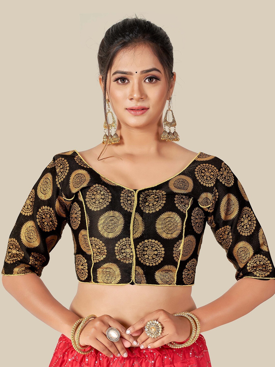 

HIMRISE Black & Gold-Coloured Woven Design Saree Blouse