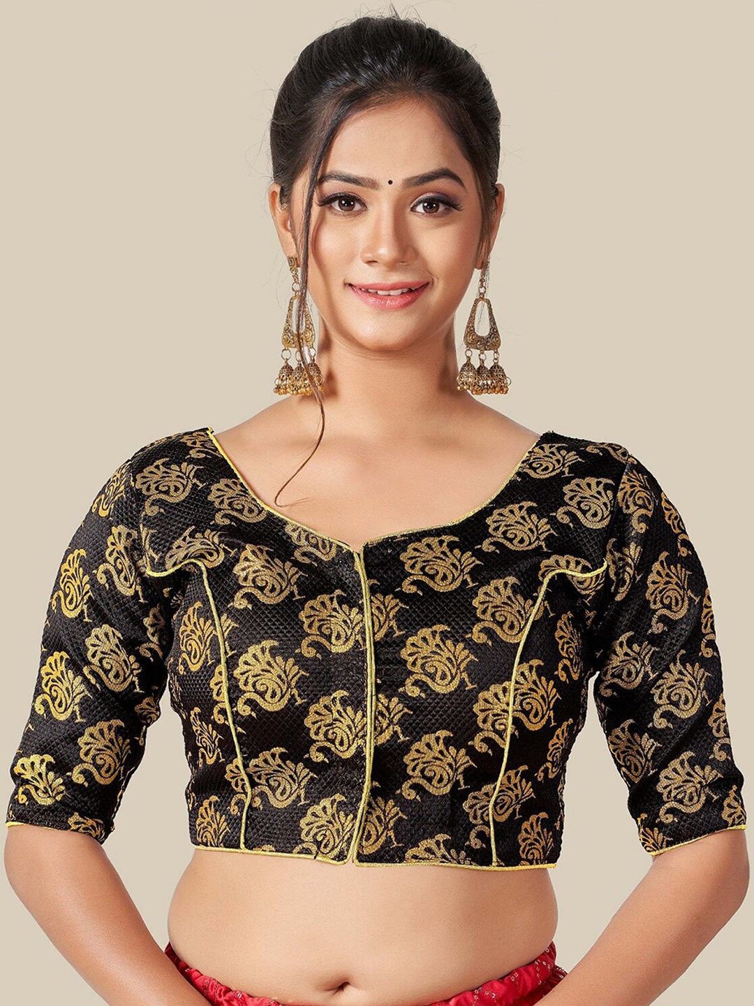 

HIMRISE Women Black & Gold Coloured Woven Design Saree Blouse