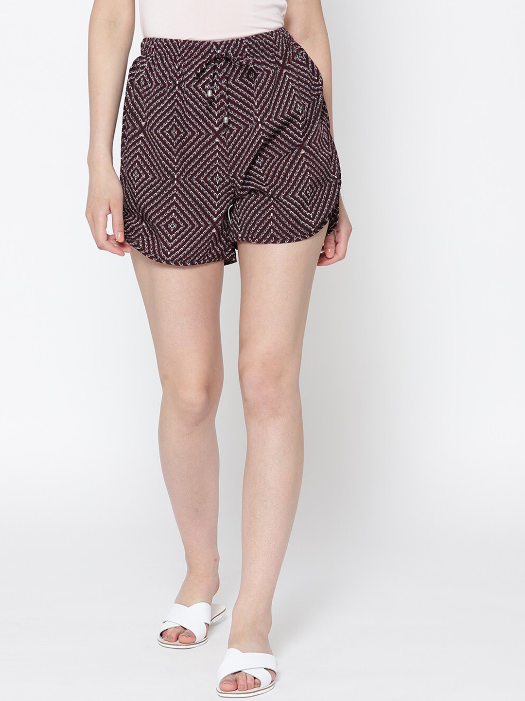 

Sera Women Maroon Geometric Printed Loose Fit Regular Shorts