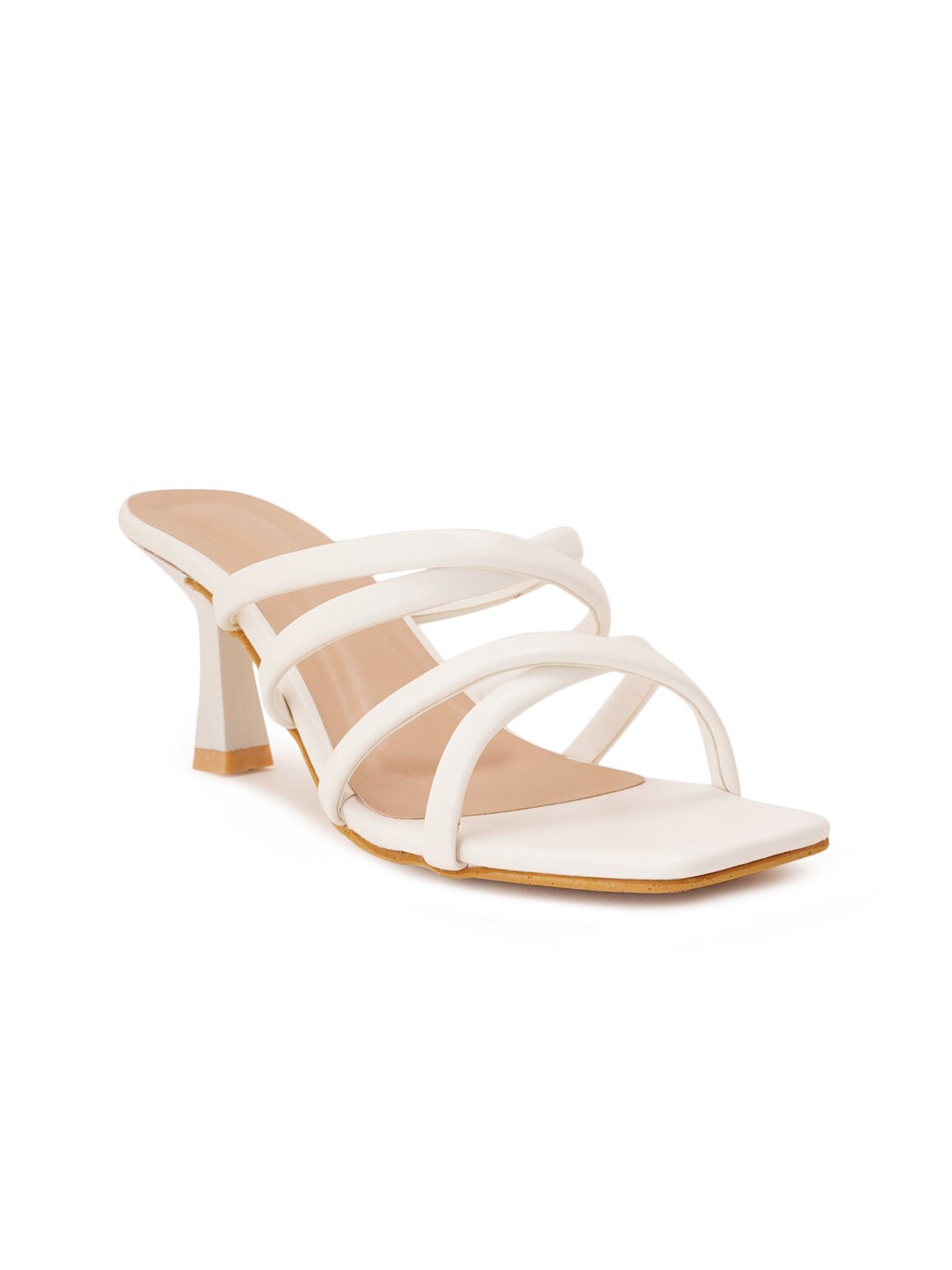 

SCENTRA Women White Solid Kitten Heels