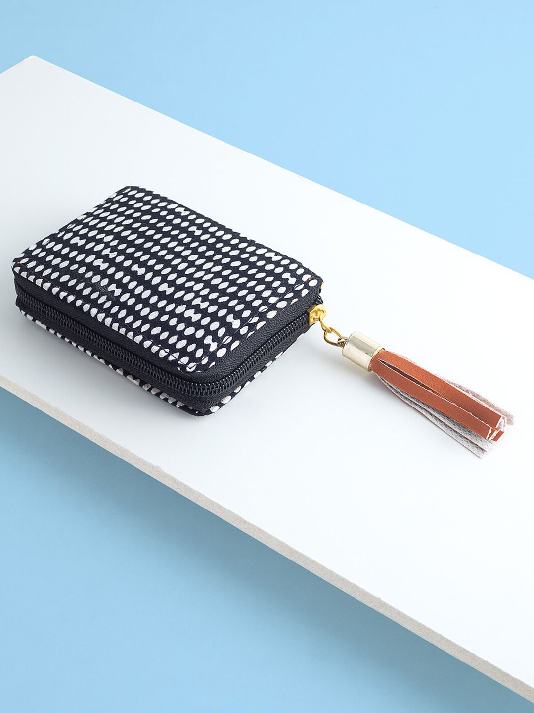 

Golden Peacock Women Black & White Geometric Printed Zip Around Wallet