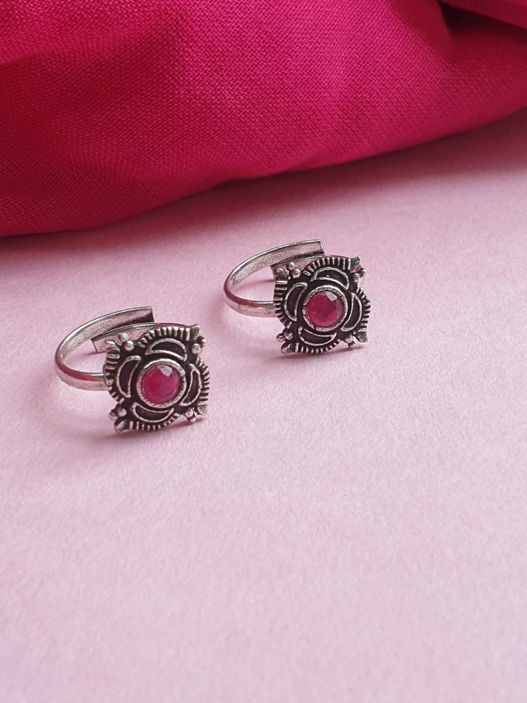 

FIROZA Set Of 2 Oxidised Silver-Toned Pink Stone Studded Adjustable Toe Rings