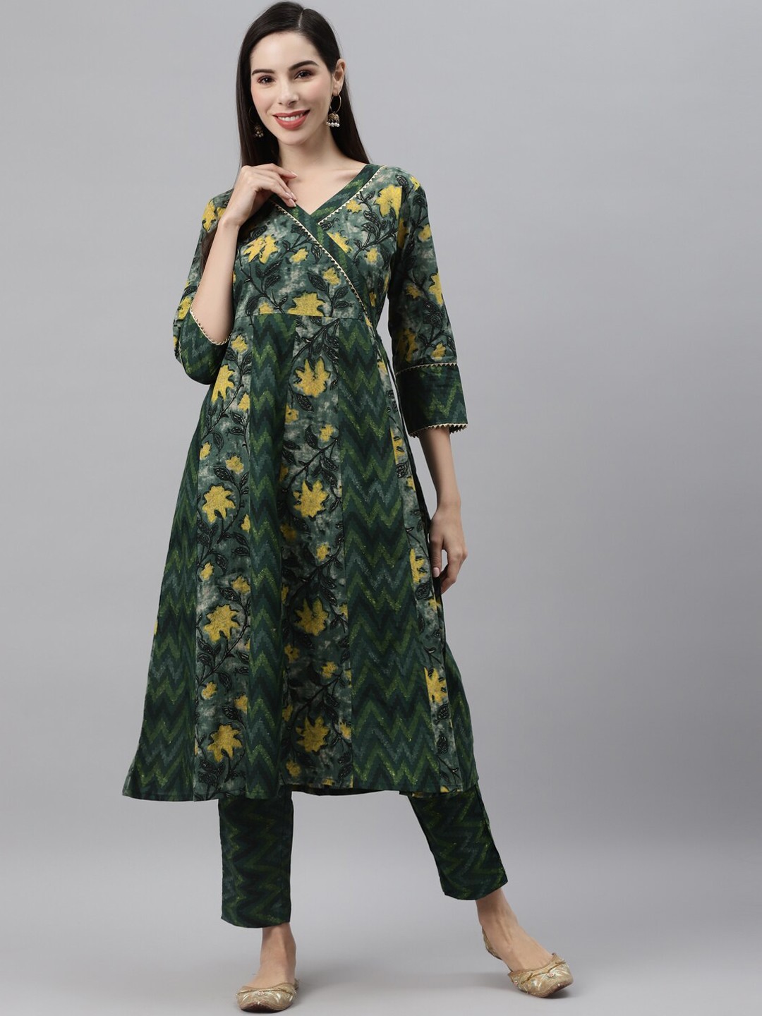 

Indibelle Women Green Printed Angrakha Pure Cotton Kurta with Trousers