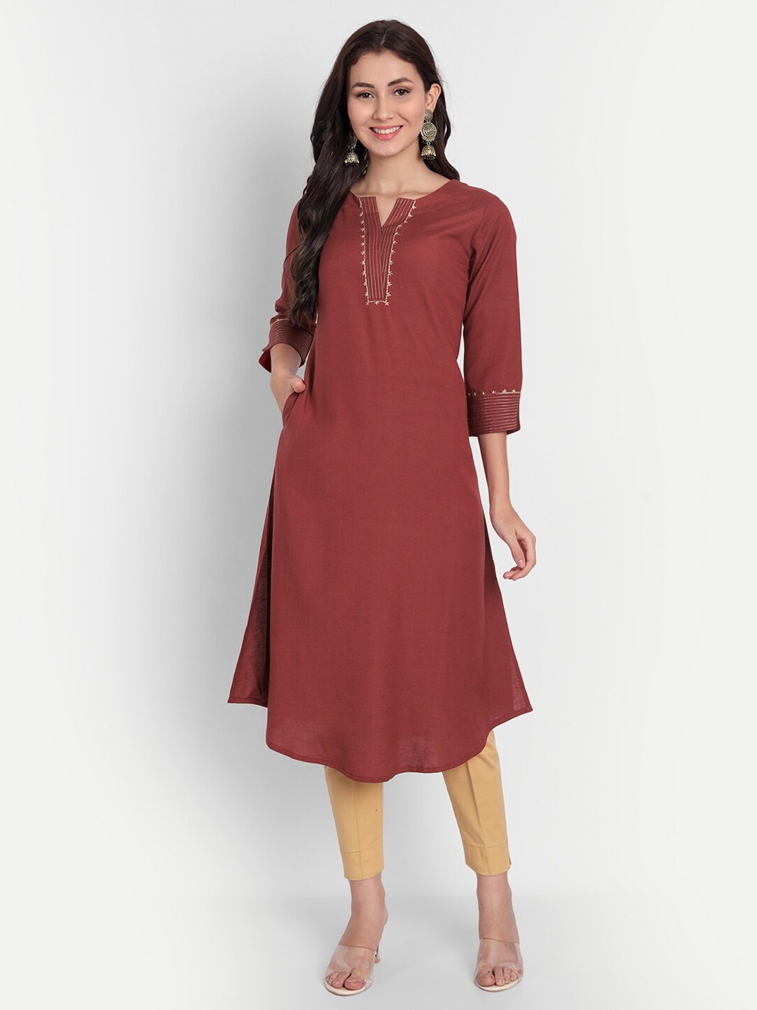

SUTI Women Maroon Thread Work Kurta