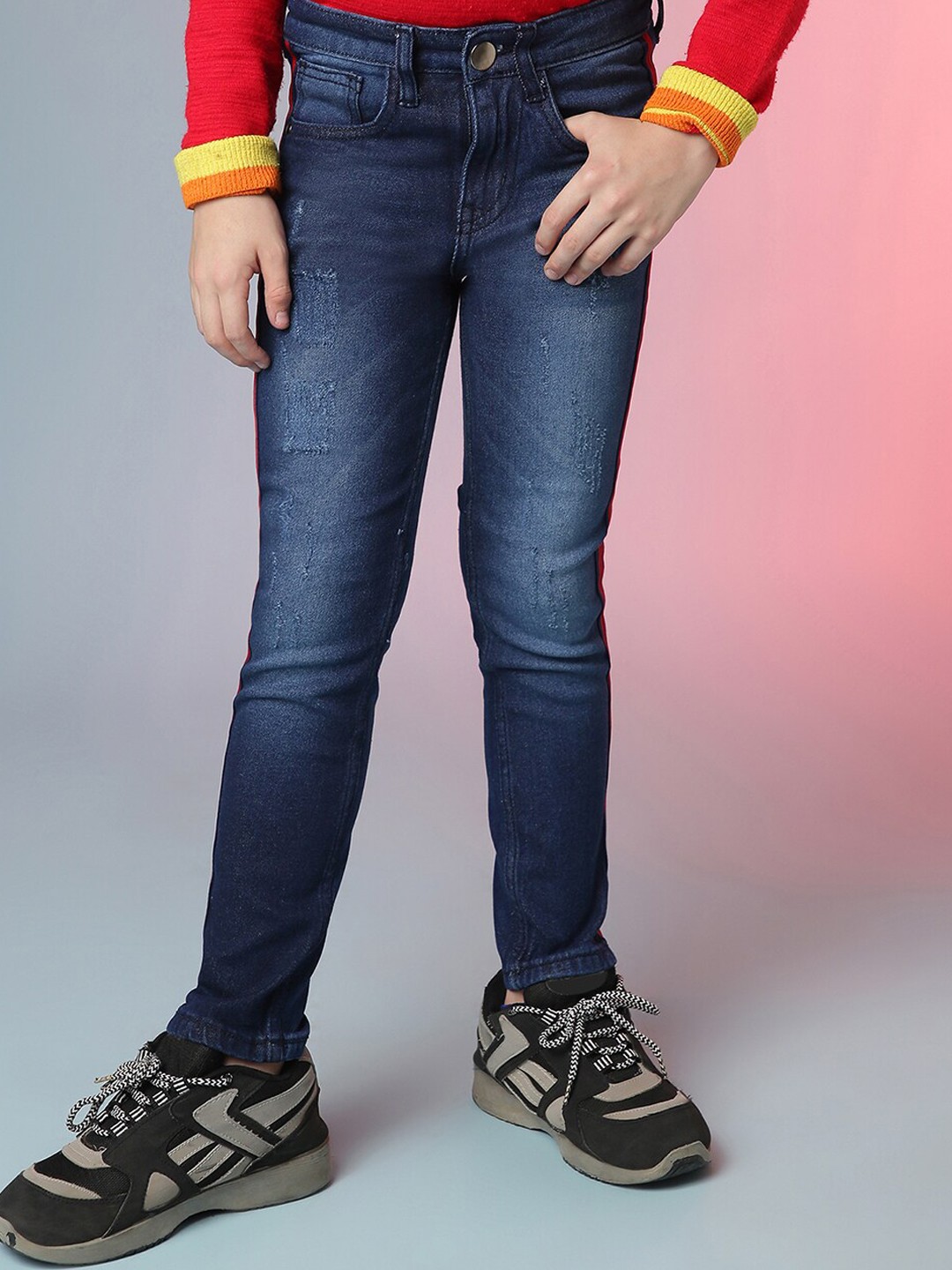 

Instafab Boys Navy Blue Classic Slim Fit Low Distress Light Fade Stretchable Jeans