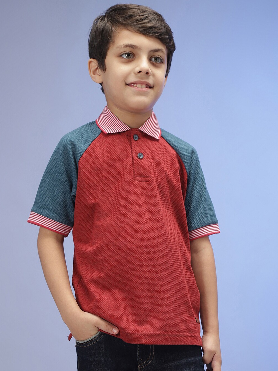 

Instafab Boys Maroon Colourblocked Polo Collar T-shirt