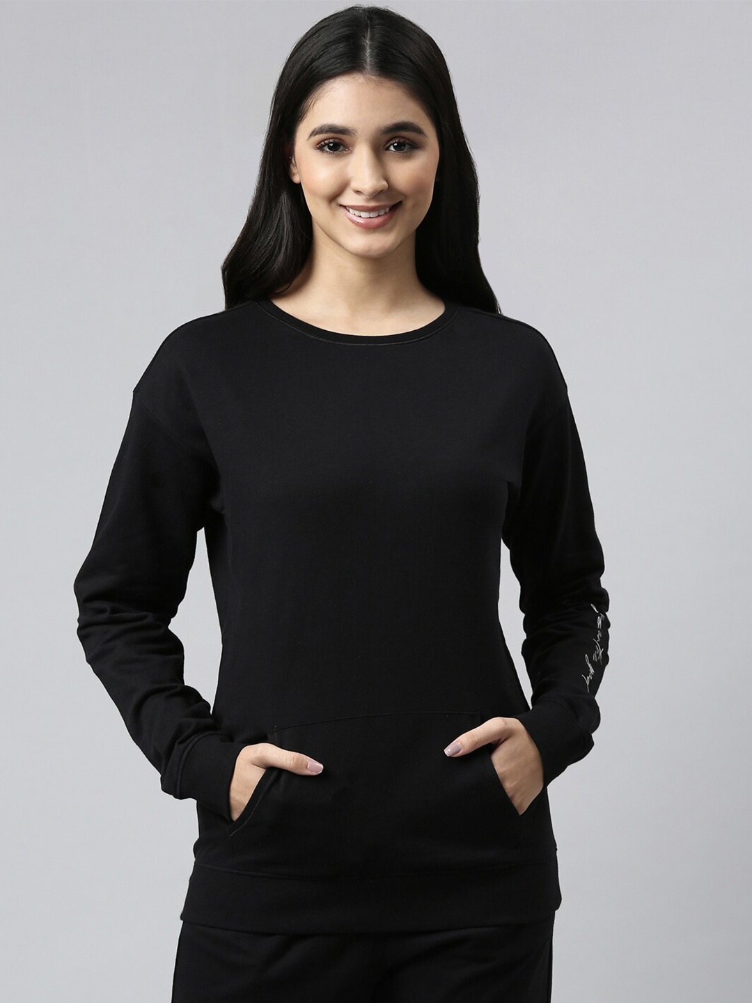 

Enamor Women Black Cotton Sweatshirt