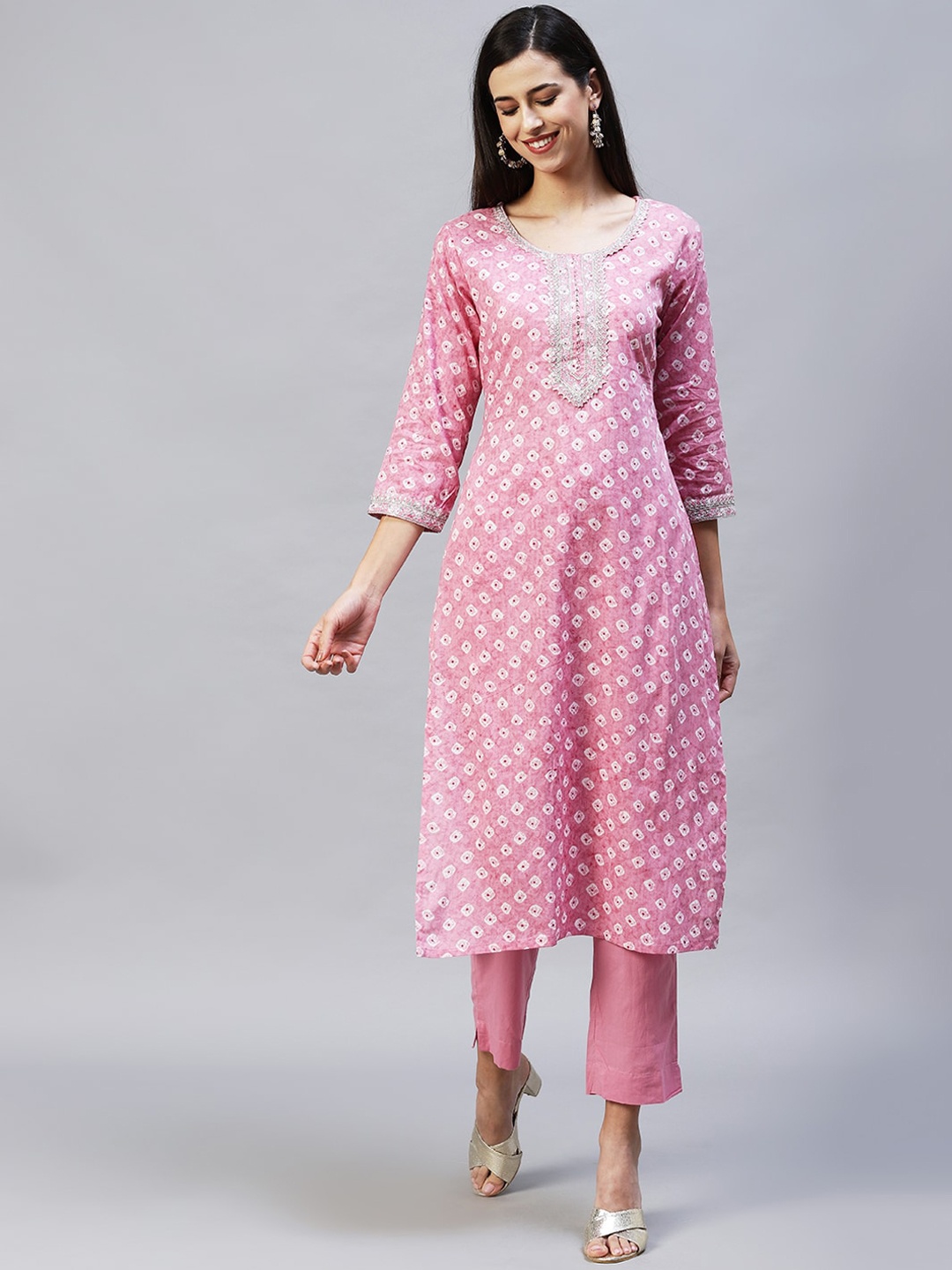 

FASHOR Women Pure cotton Pink Printed Thread Work Pure Cotton Kurta with Trousers