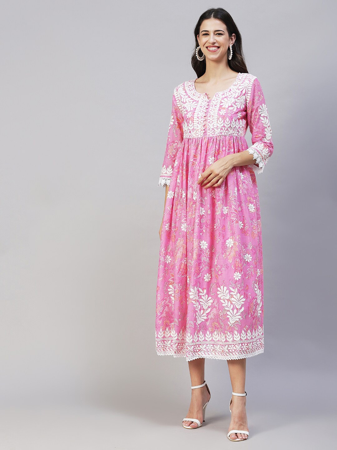

FASHOR Women Pink Ethnic Motifs Embroidered Ethnic Flared Midi Dress