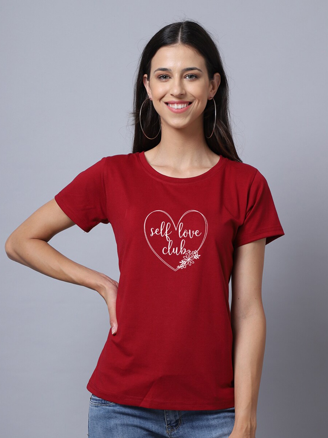 

UnaOne Women Maroon Typography Printed Slim Fit T-shirt