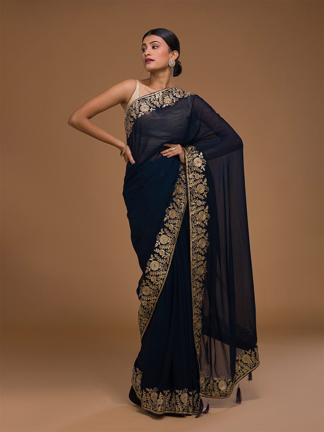 

Koskii Navy Blue & Gold Embroidered Art Silk Saree With Unstitched Blouse Piece