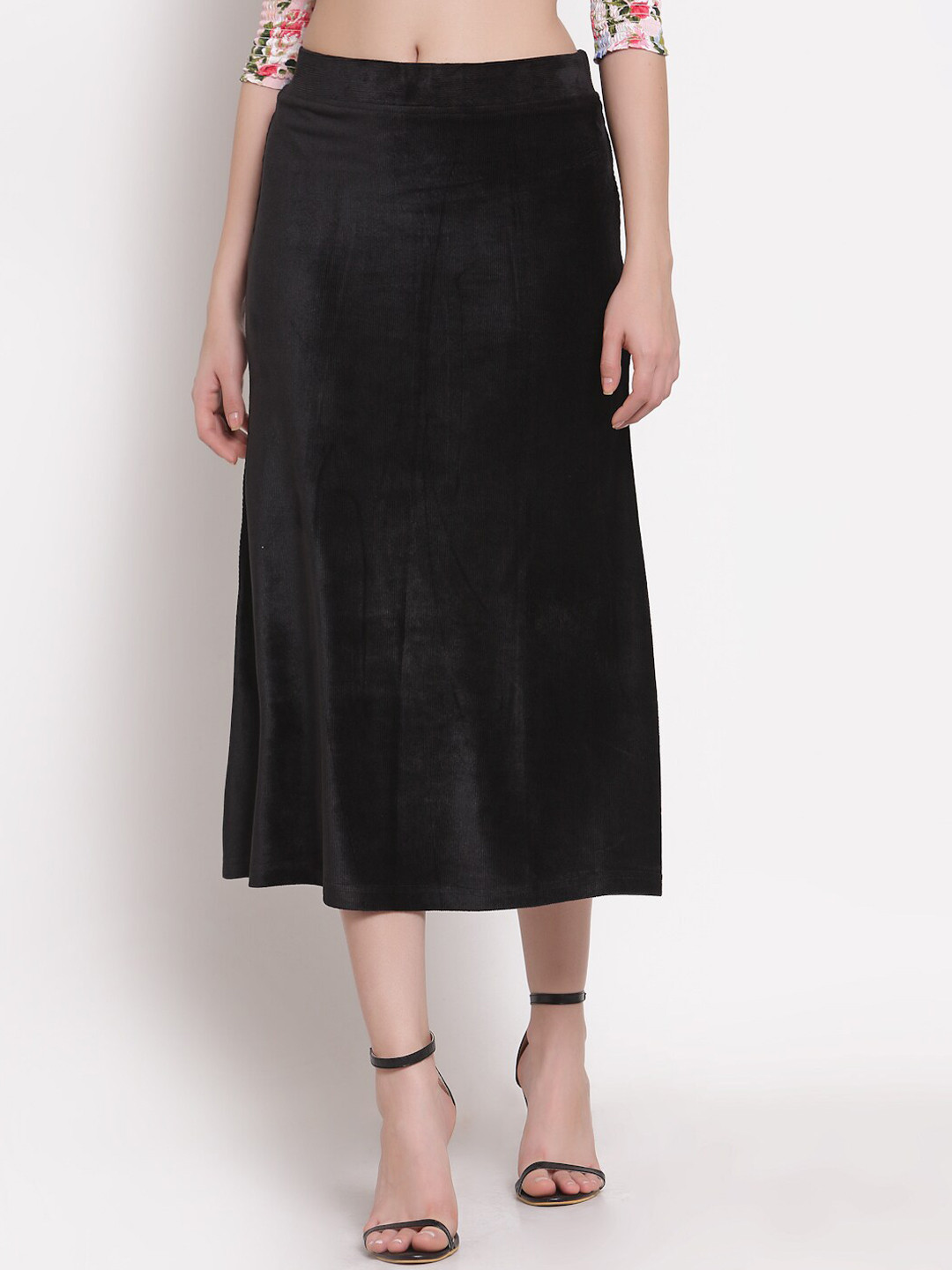 

Westwood Women Black Solid A-line Midi Skirts