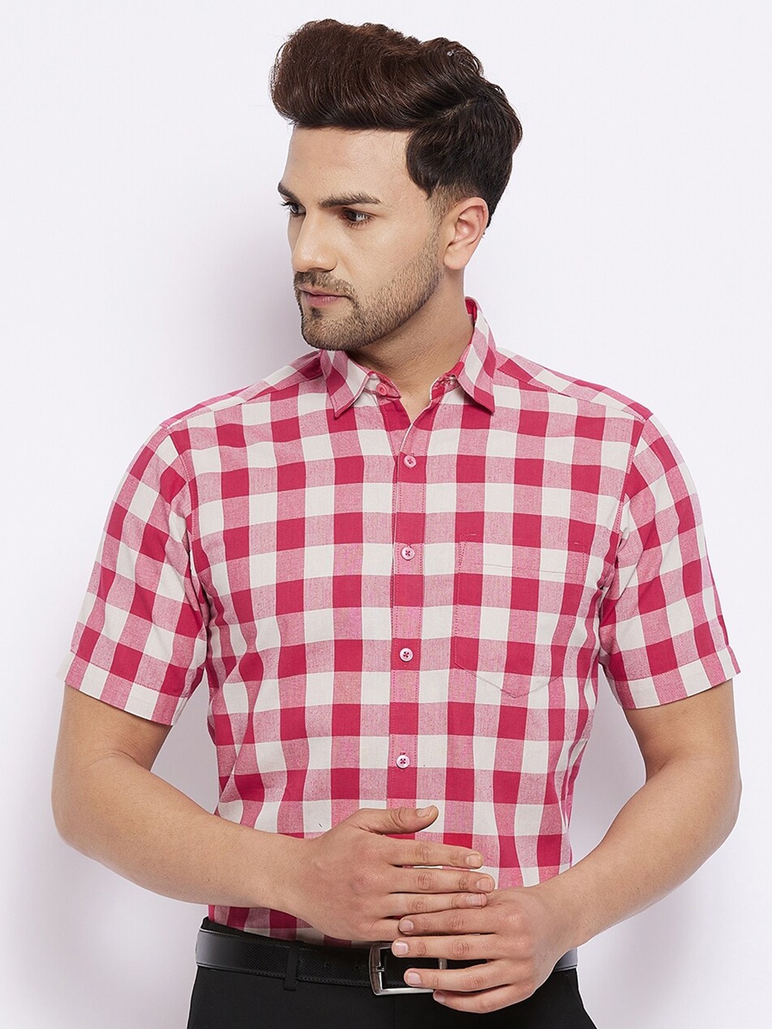 

D Kumar Men Pink Standard Gingham Checked Casual Shirt