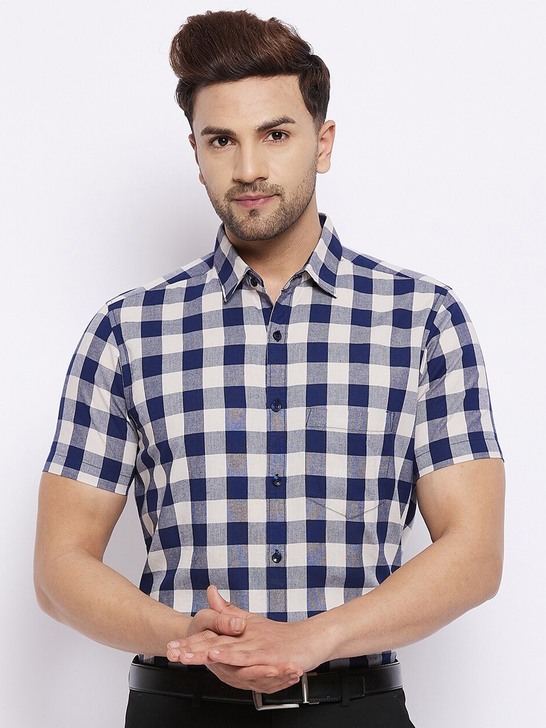 

D Kumar Men Navy Blue Standard Buffalo Checks Casual Shirt