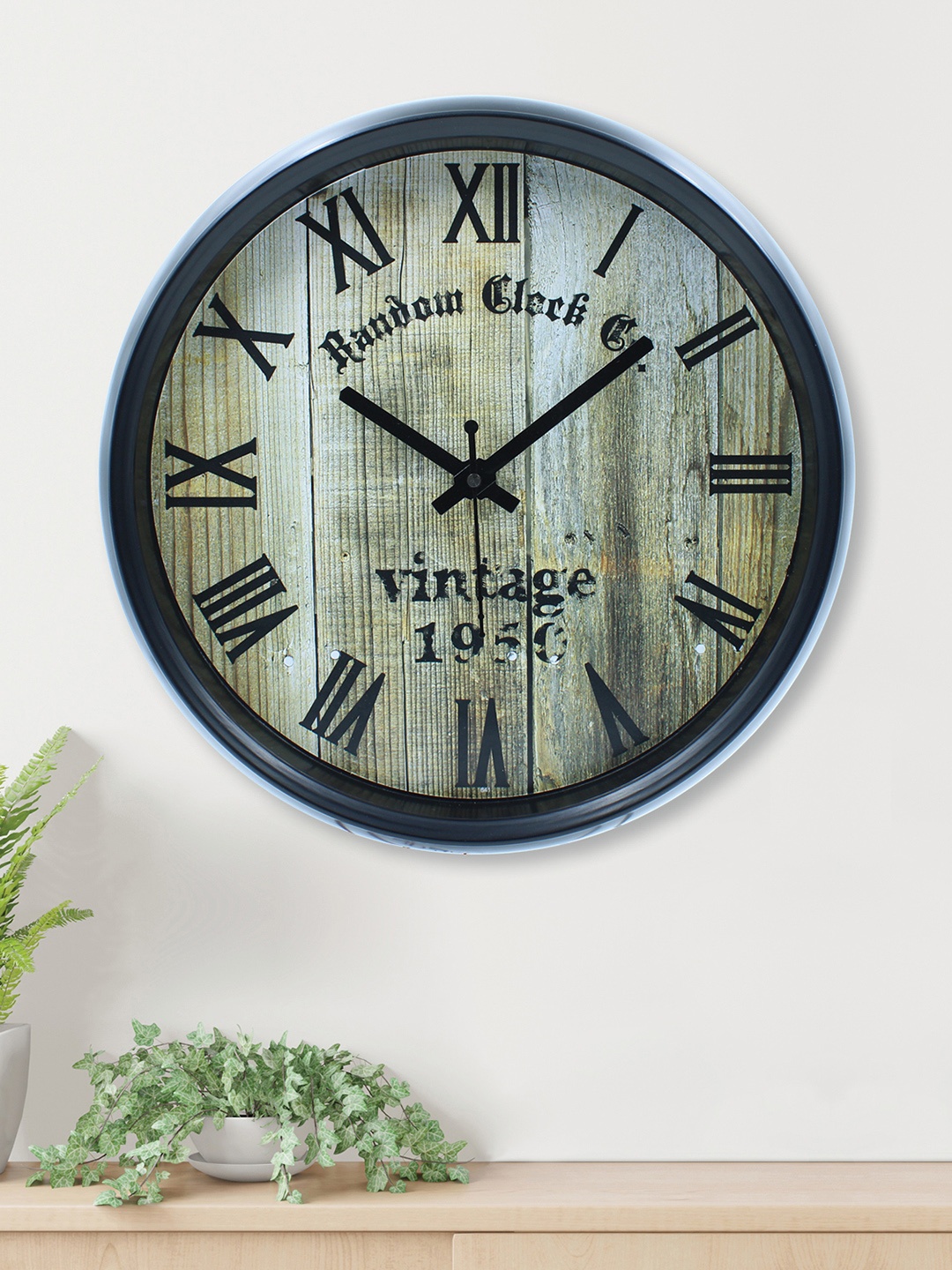

RANDOM Brown Printed Dial Round Analogue Wall Clock