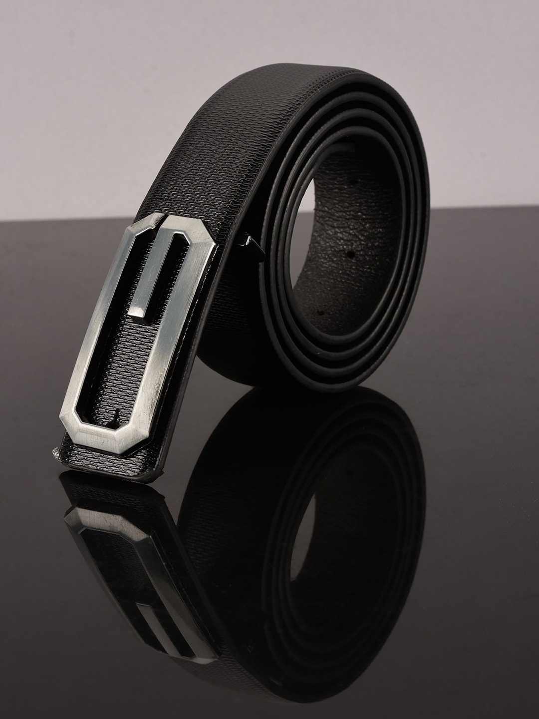 

BuckleUp Men Black Solid Accessory Gift Set