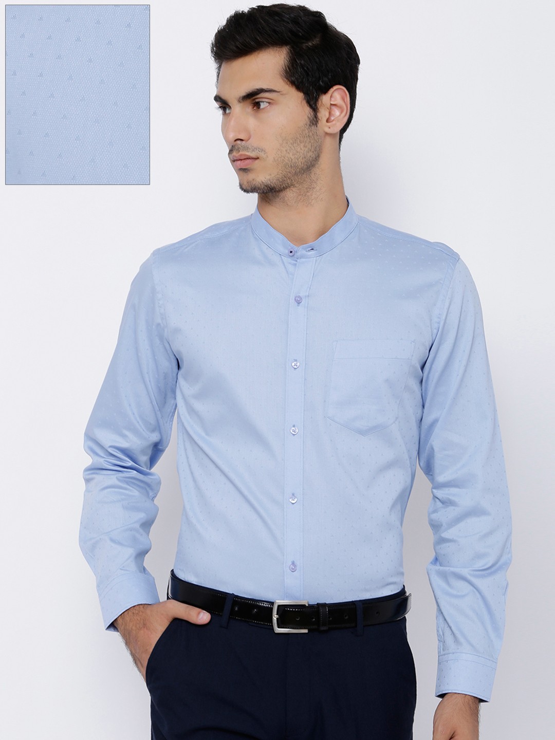 

Black coffee Men Blue Slim Fit Self-Design Formal Shirt