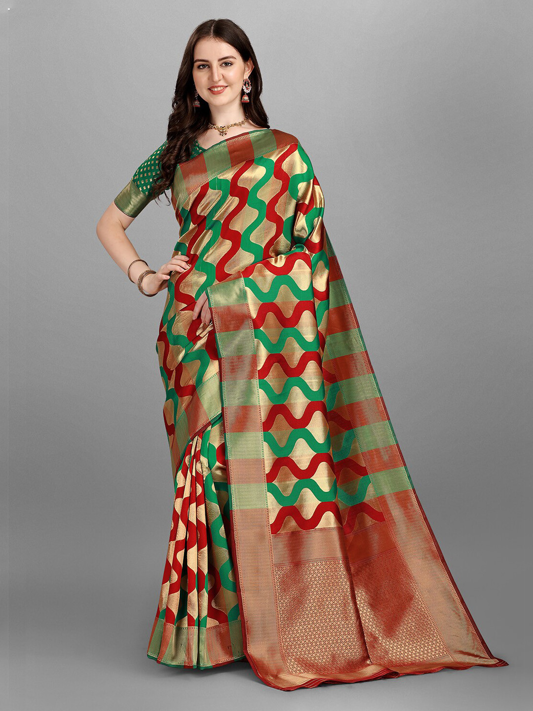 

YOYO Fashion Green & Gold-Toned Banarasi Saree