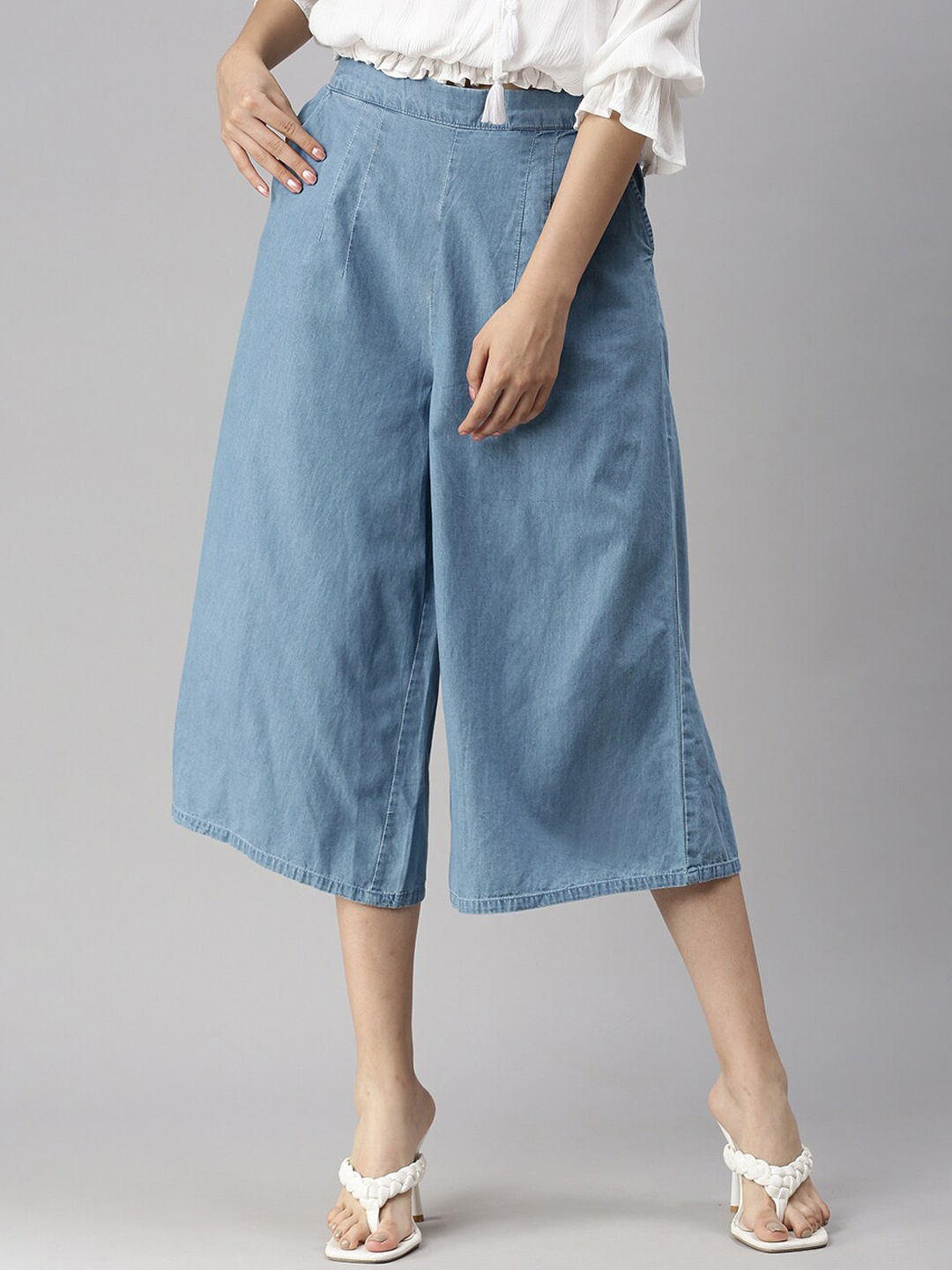 

De Moza Women Blue Solid Cotton Loose Fit Pleated Culottes Trousers