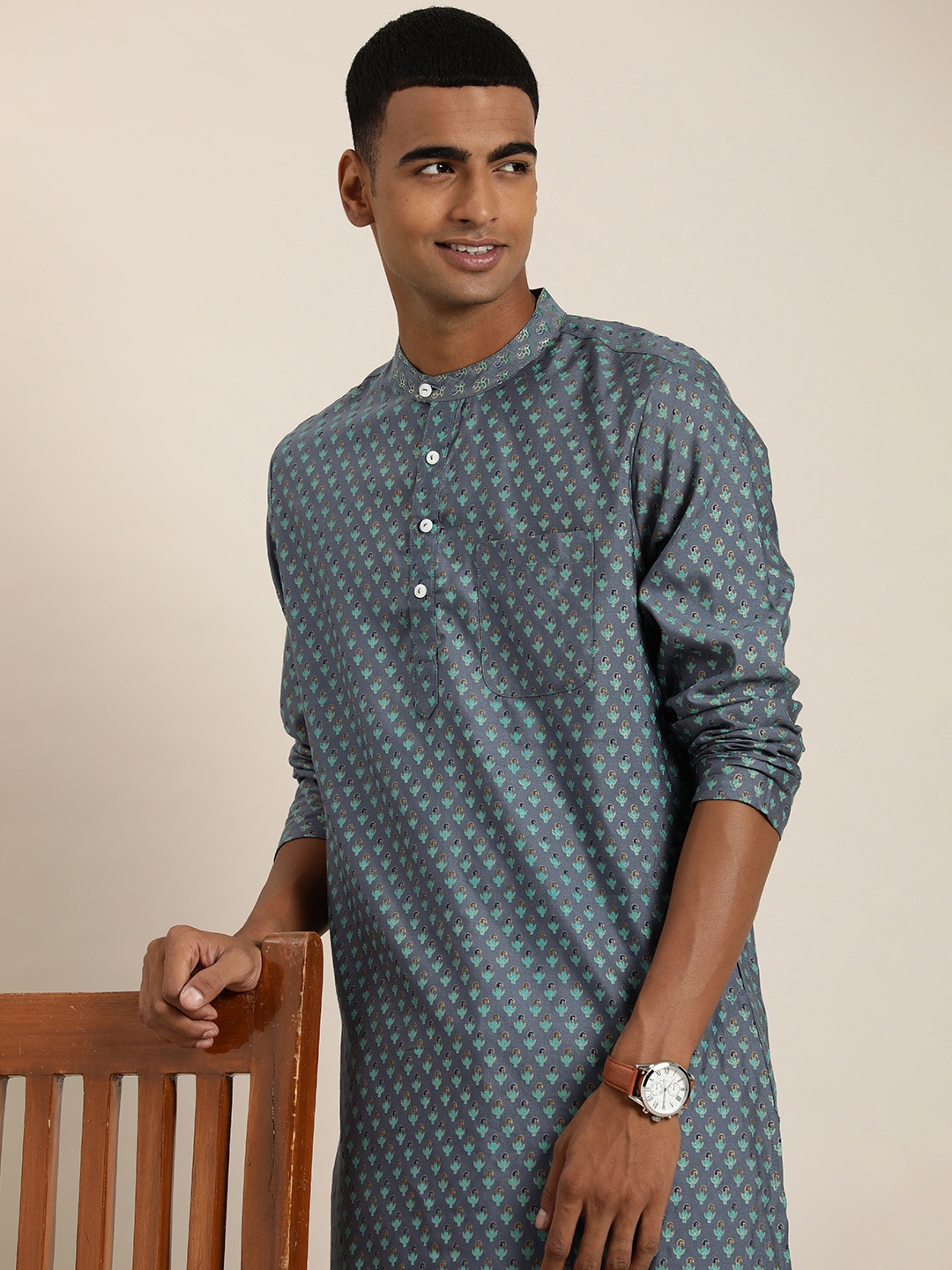 

Taavi Men Pure Cotton Printed Ethnic Motifs Festive Kurta, Blue