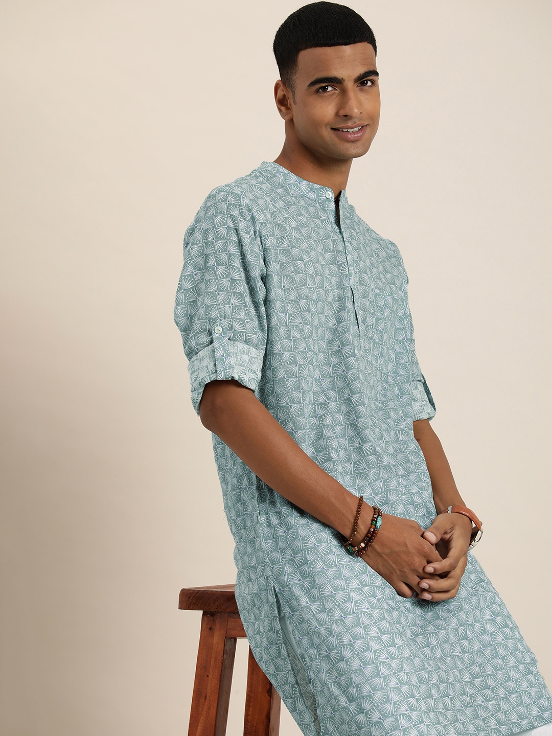 

Taavi Men Sanganeri Pure Cotton Geometric Printed Kurta, Green