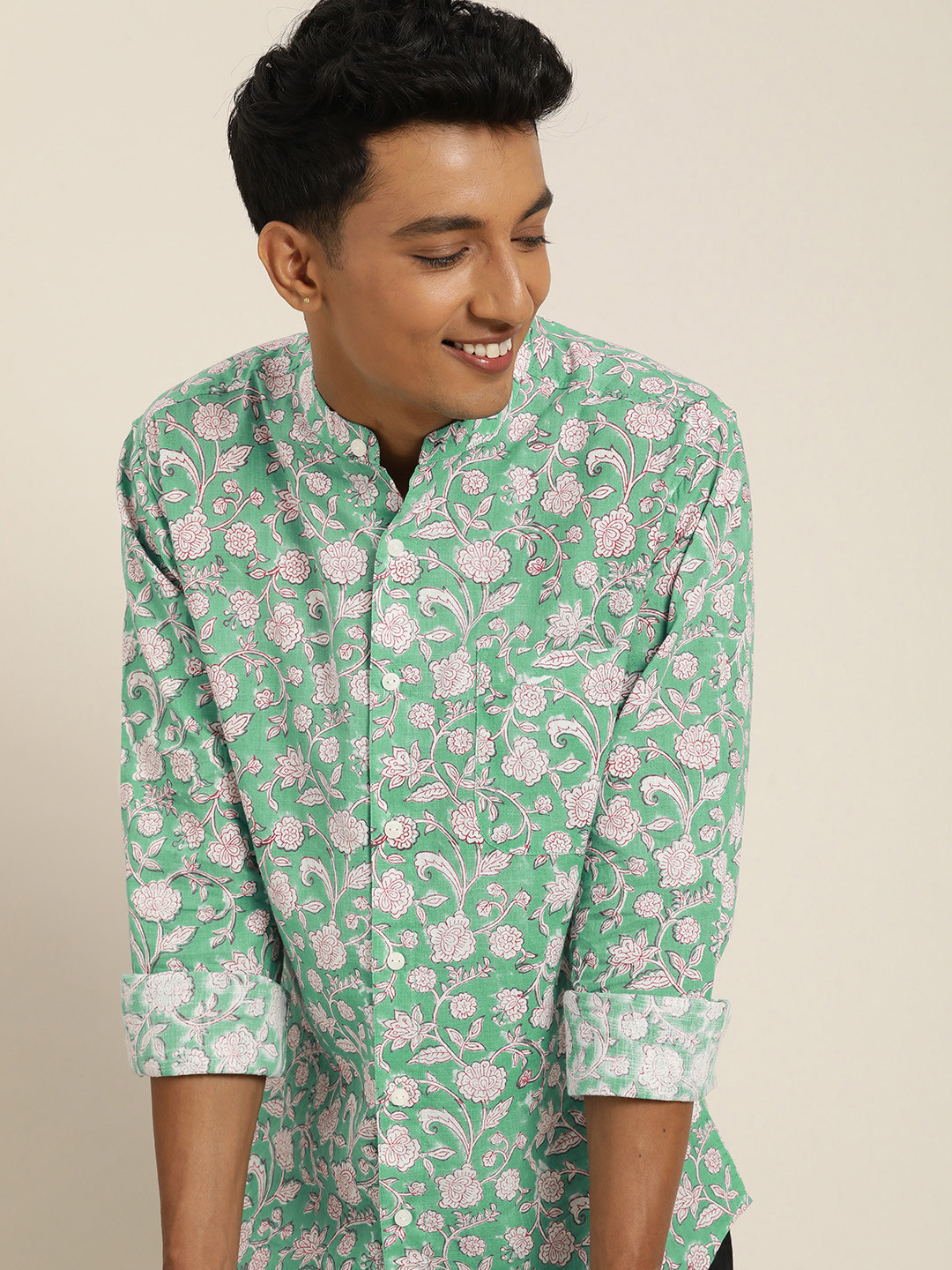 

Taavi Men Bagru Pure Cotton Floral Opaque Printed Casual Shirt, Green