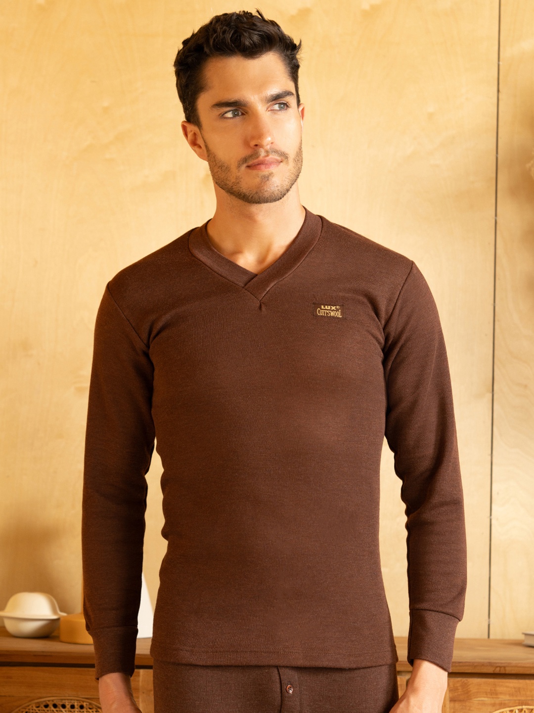 

Lux Cottswool Men Brown Solid Slim-Fit Cotton Thermal Tops