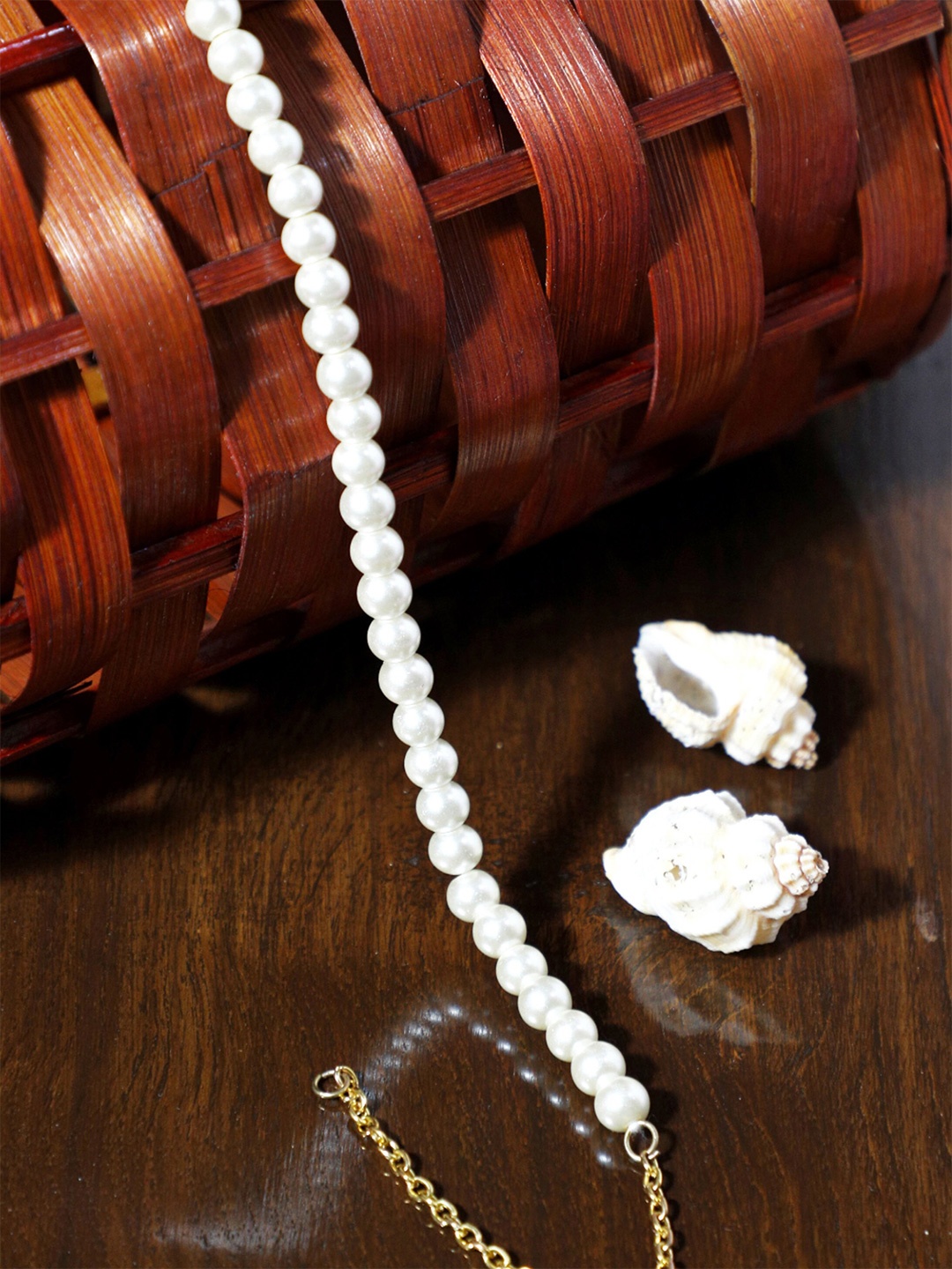 

KARATCART Women White Pearl Beads Hairband