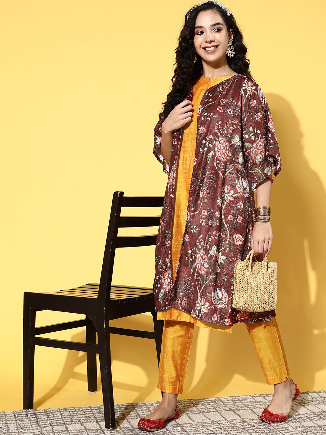 

InWeave Women Brown Printed Velvet Fusion Shrug