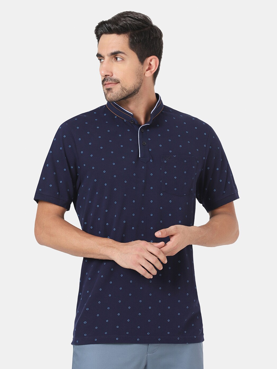 

Blackberrys Men Navy Blue Printed Mandarin Collar Slim Fit Cotton T-shirt