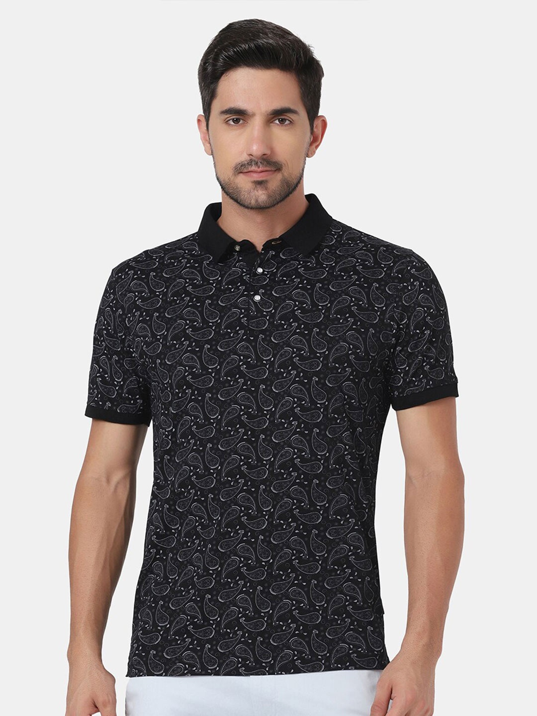 

Blackberrys Men Black Printed Polo Collar Slim Fit T-shirt