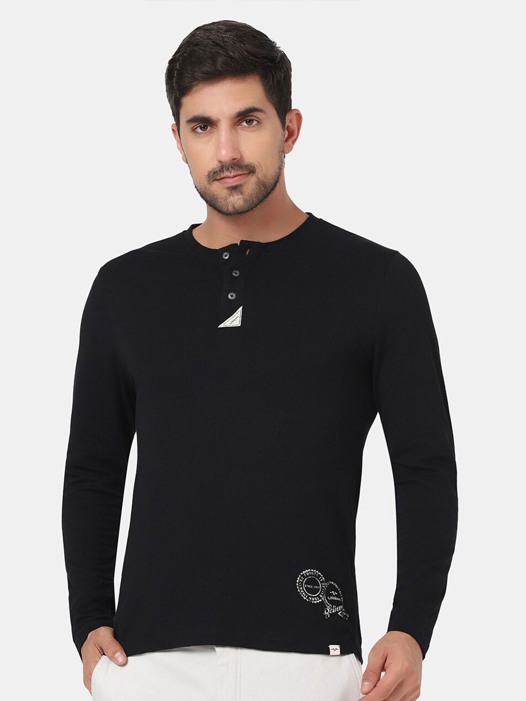 

Blackberrys Men Mercerized Henley Collar Tshirt, Black