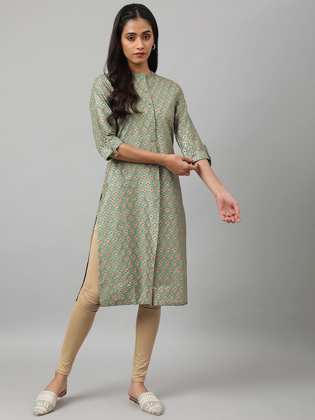 

W Women Green Ethnic Motifs Printed Floral Handloom Kurta