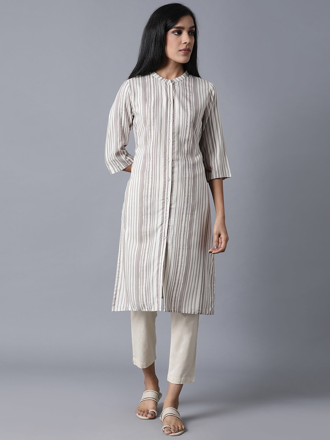 

W Women White & Grey Striped Shadow Work Kurta