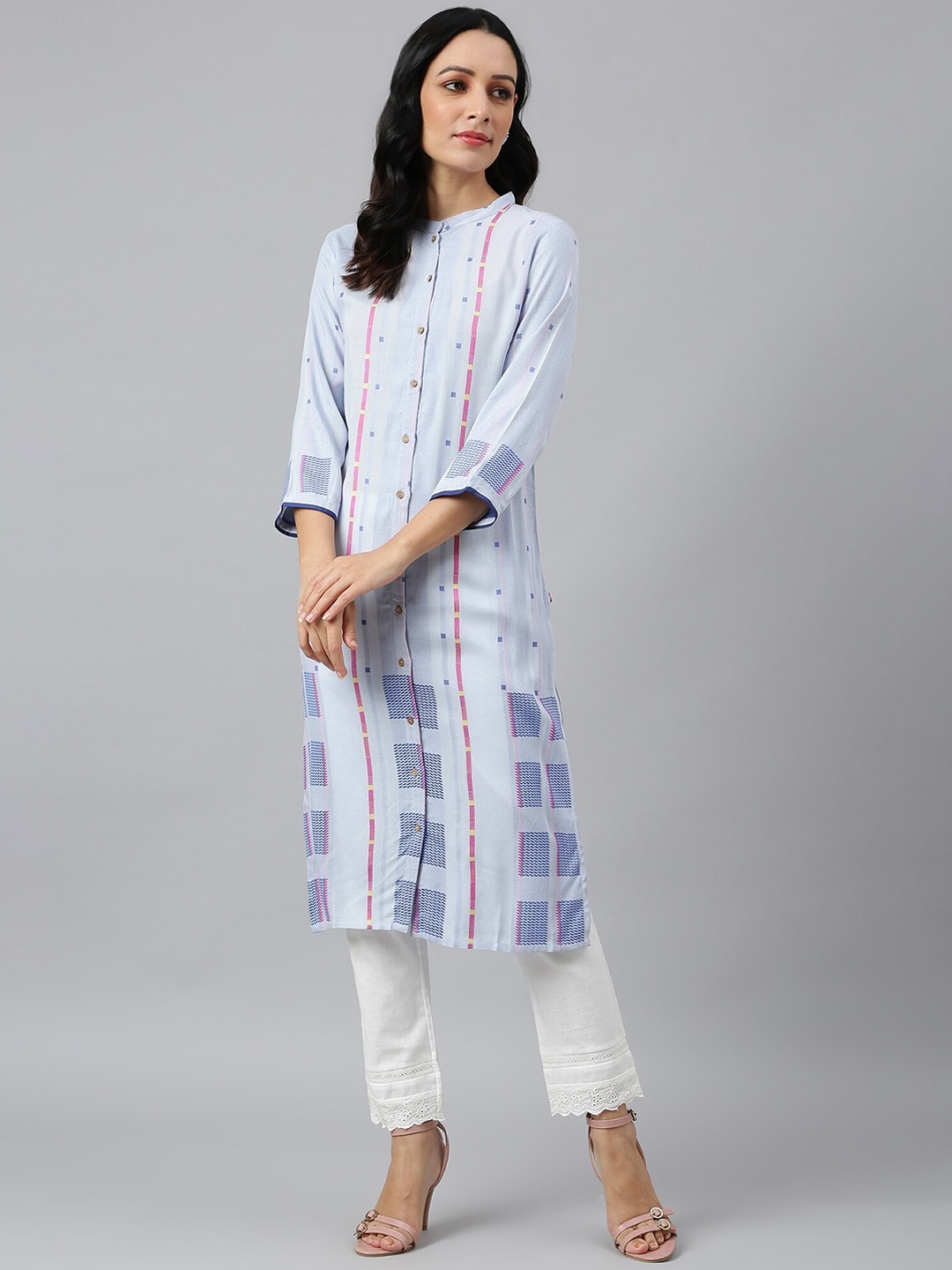 

W Women Geometric Print Straight Kurta, Blue