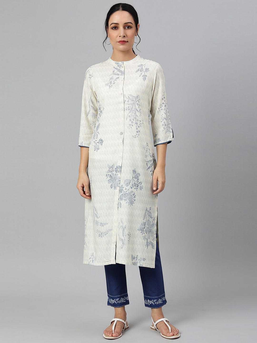 

W Women White Floral Printed Mandarin Collar Kurta