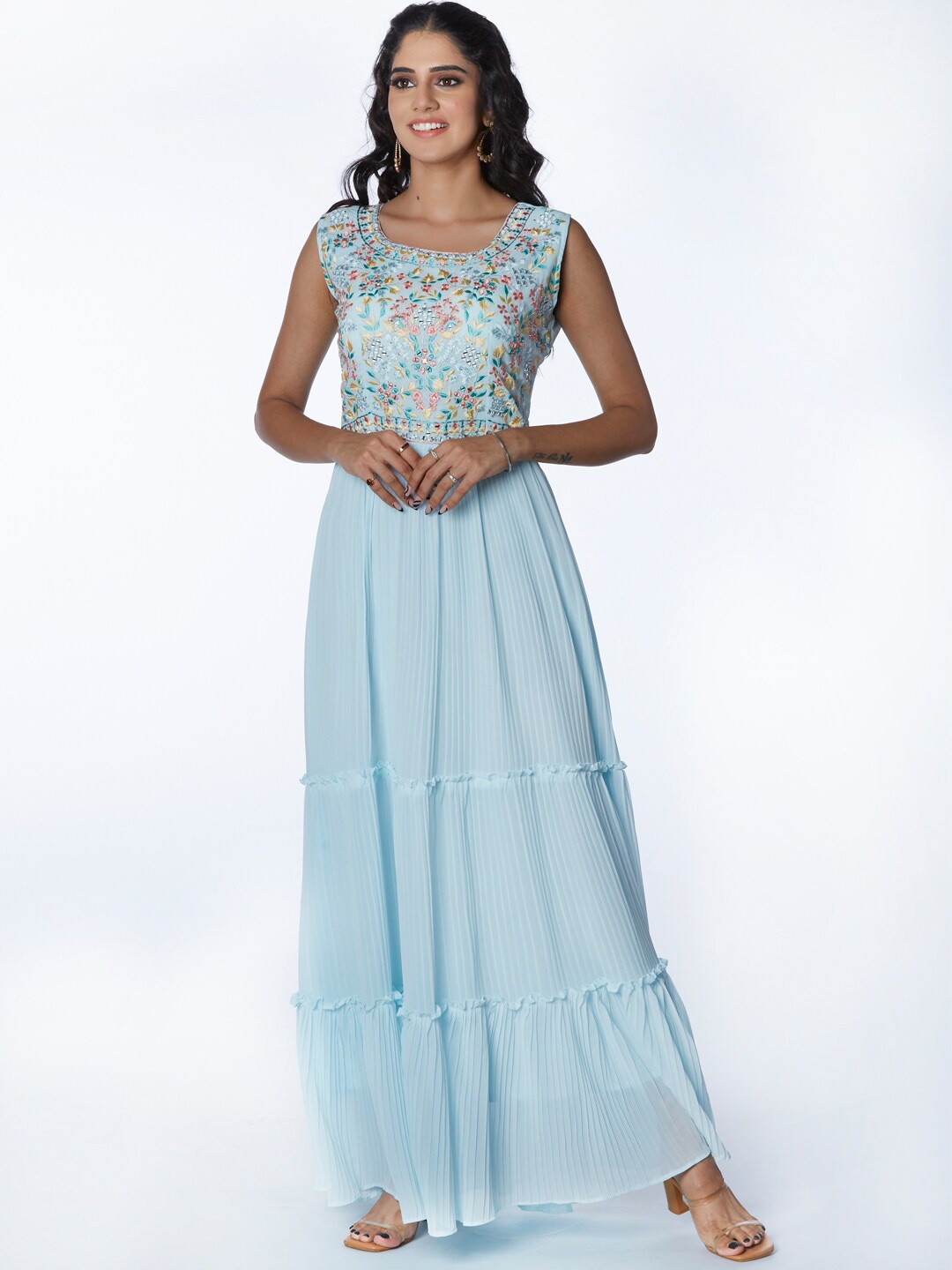 

taruni Women Blue Solid Maxi Long Ethnic Dress