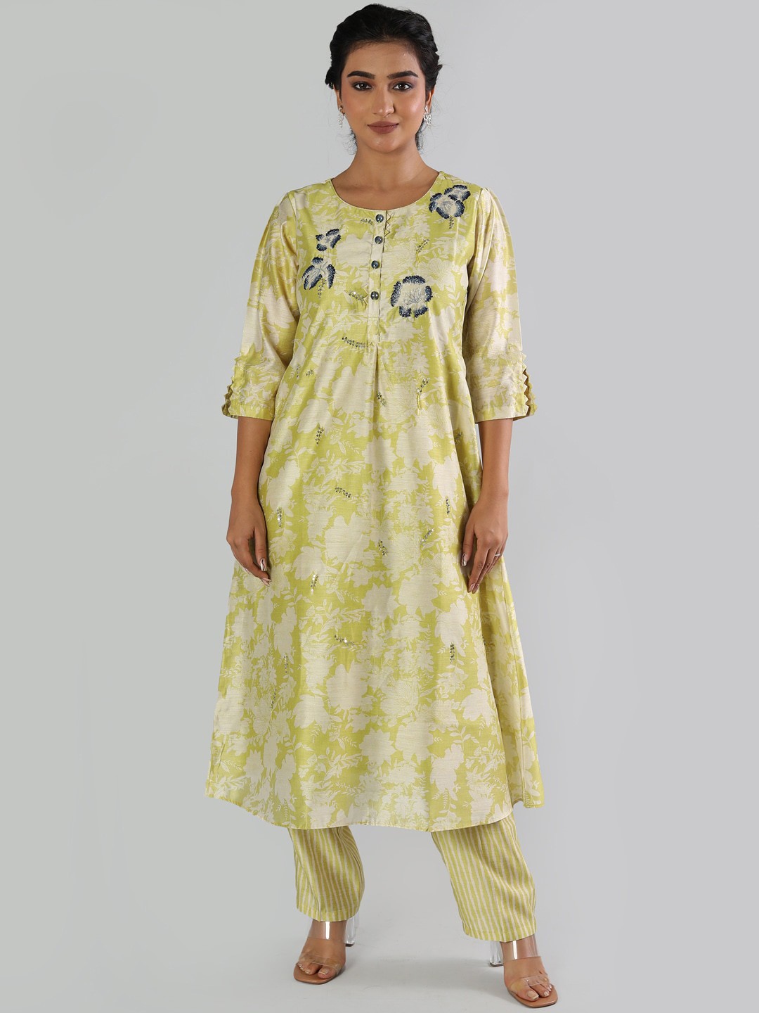 

taruni Women Lime Green Ethnic Motifs Pure Silk Kurta with Trousers