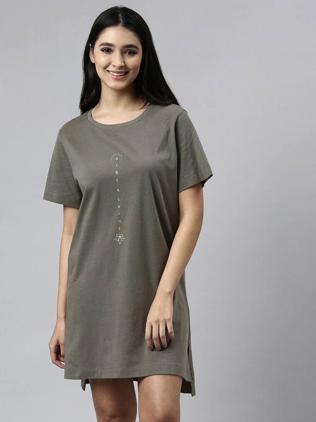 

Enamor Grey & White Printed Tunic